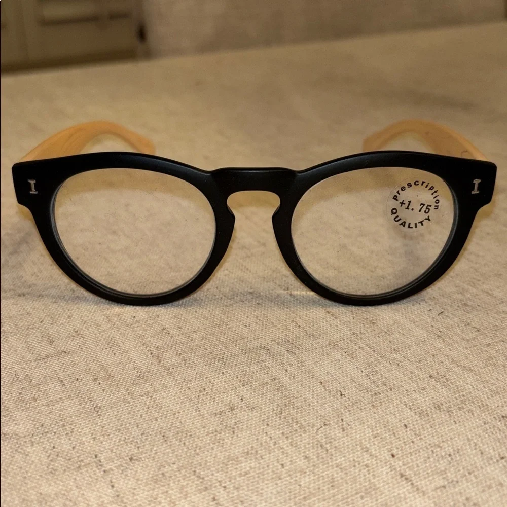 Reading glasses new 1.75 matte new